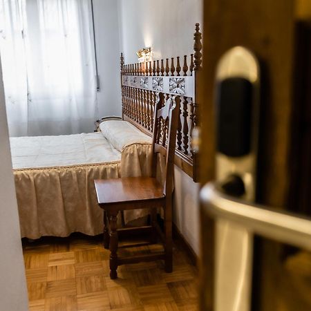 Hostal Santo Domingo De Silos Εξωτερικό φωτογραφία