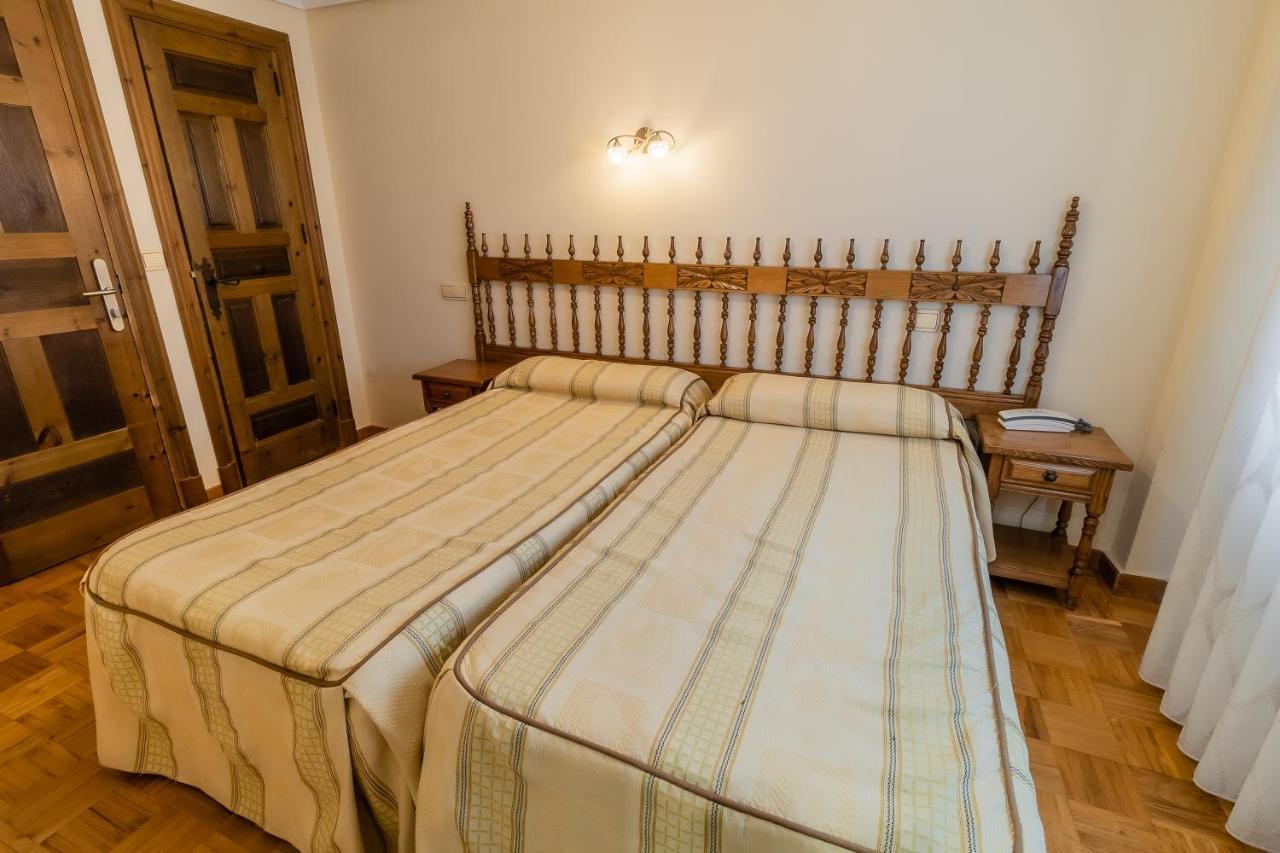 Hostal Santo Domingo De Silos Εξωτερικό φωτογραφία