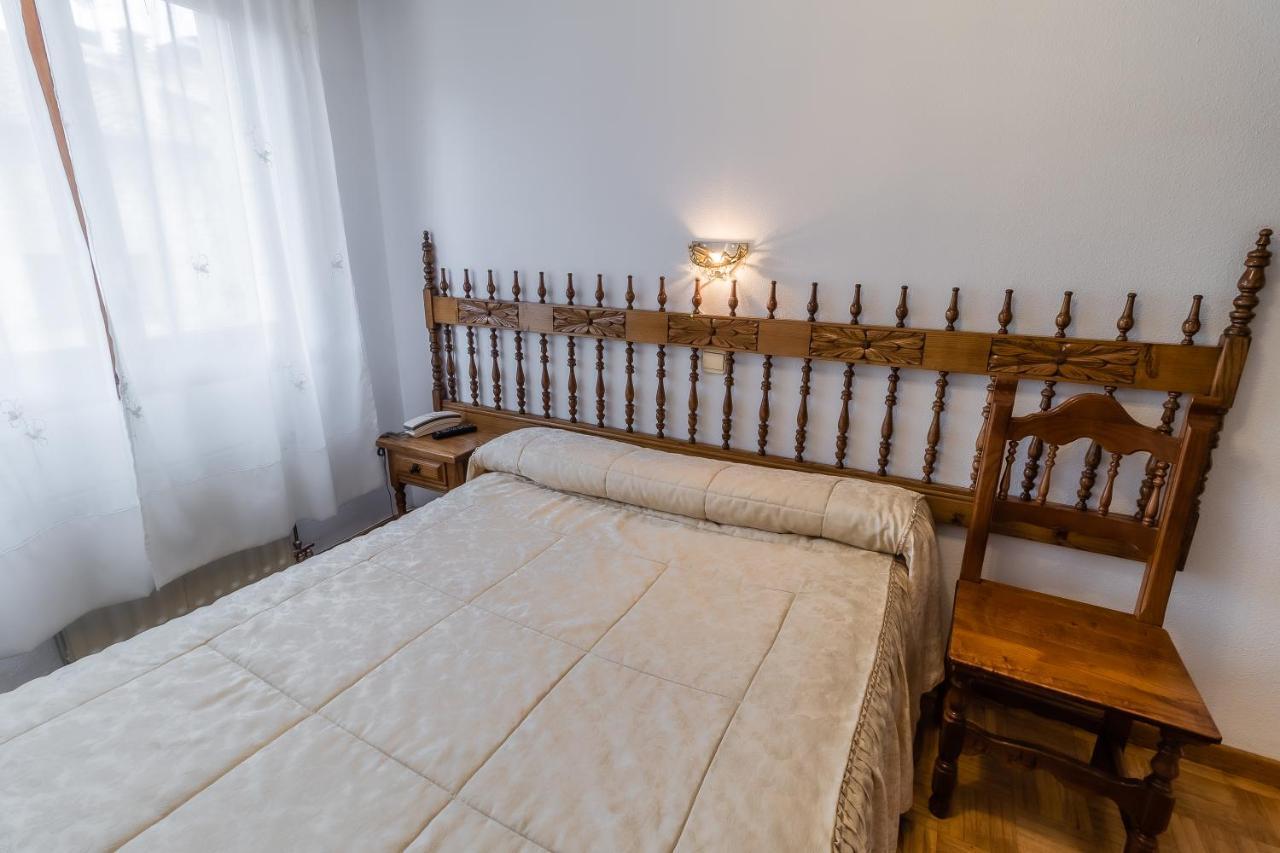 Hostal Santo Domingo De Silos Εξωτερικό φωτογραφία