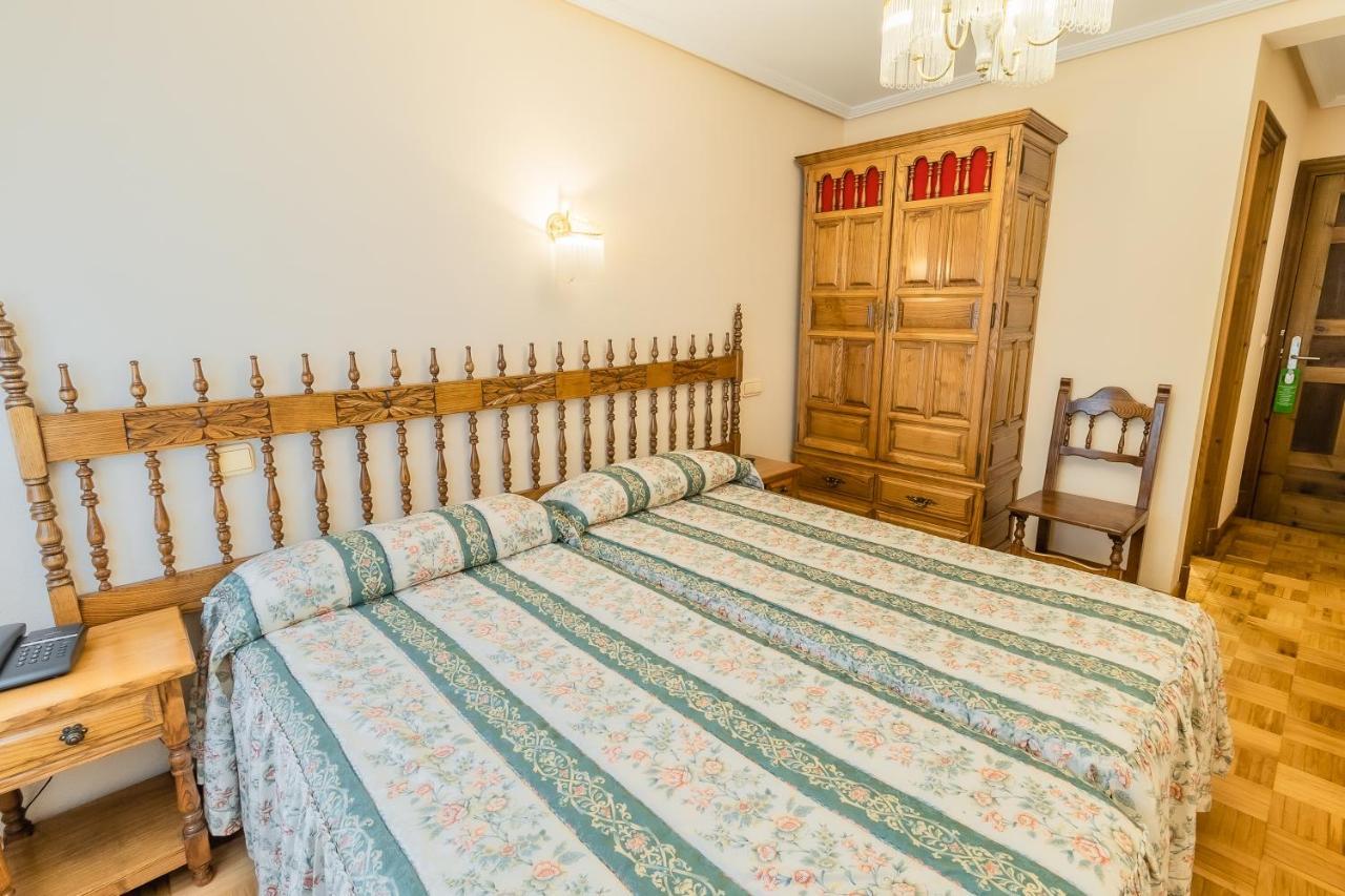 Hostal Santo Domingo De Silos Εξωτερικό φωτογραφία