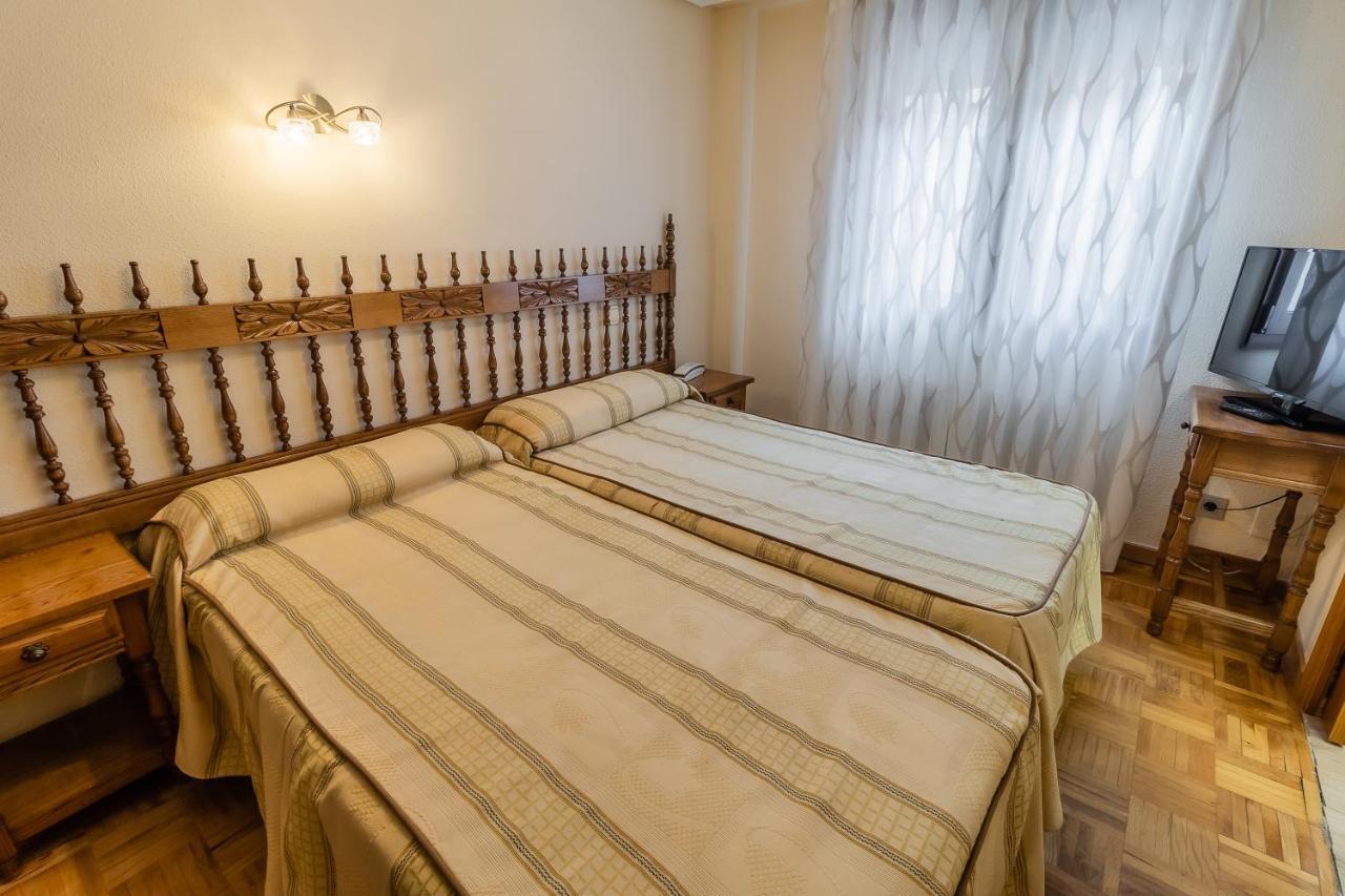 Hostal Santo Domingo De Silos Εξωτερικό φωτογραφία