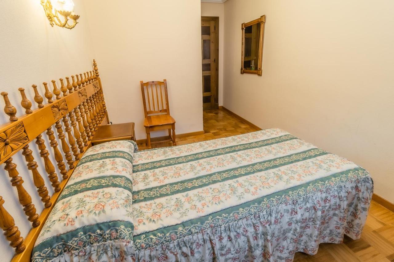 Hostal Santo Domingo De Silos Εξωτερικό φωτογραφία